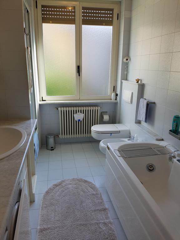 Casa Elena Apartamento Albese Con Cassano Exterior foto
