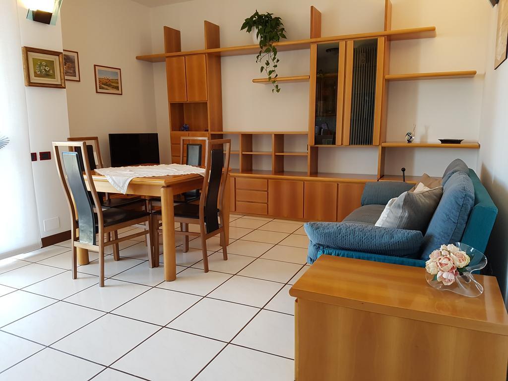 Casa Elena Apartamento Albese Con Cassano Exterior foto